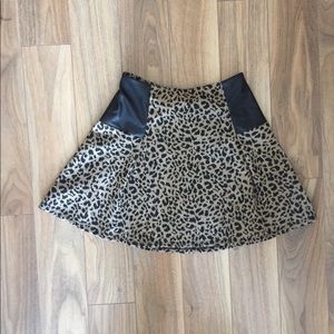 Leopard mini skirt